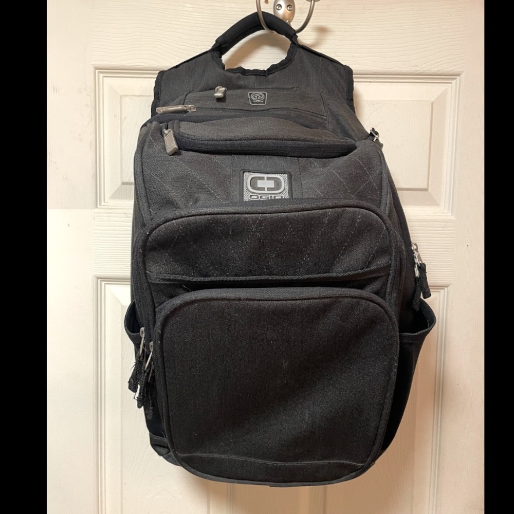 OGIO Black Airflow Performance Backpack w/ Laptop Protective Compartment Pocket